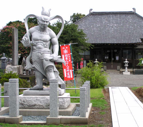 吽形像 平成17年8月13日撮影