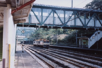 土樽駅構内
